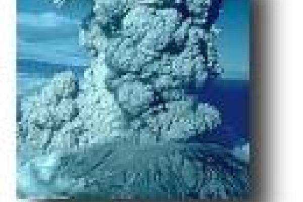 Smoke out of the top of Mount St Helens