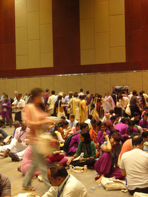 3000 mathematicians trying to have lunch.